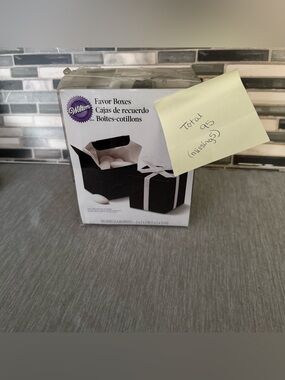 Wilton Jet Black Square Party Favor Gift Boxes Flat Pack 95ct